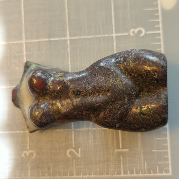 Dragon Blood Jasper Goddess - Picture 5 of 7